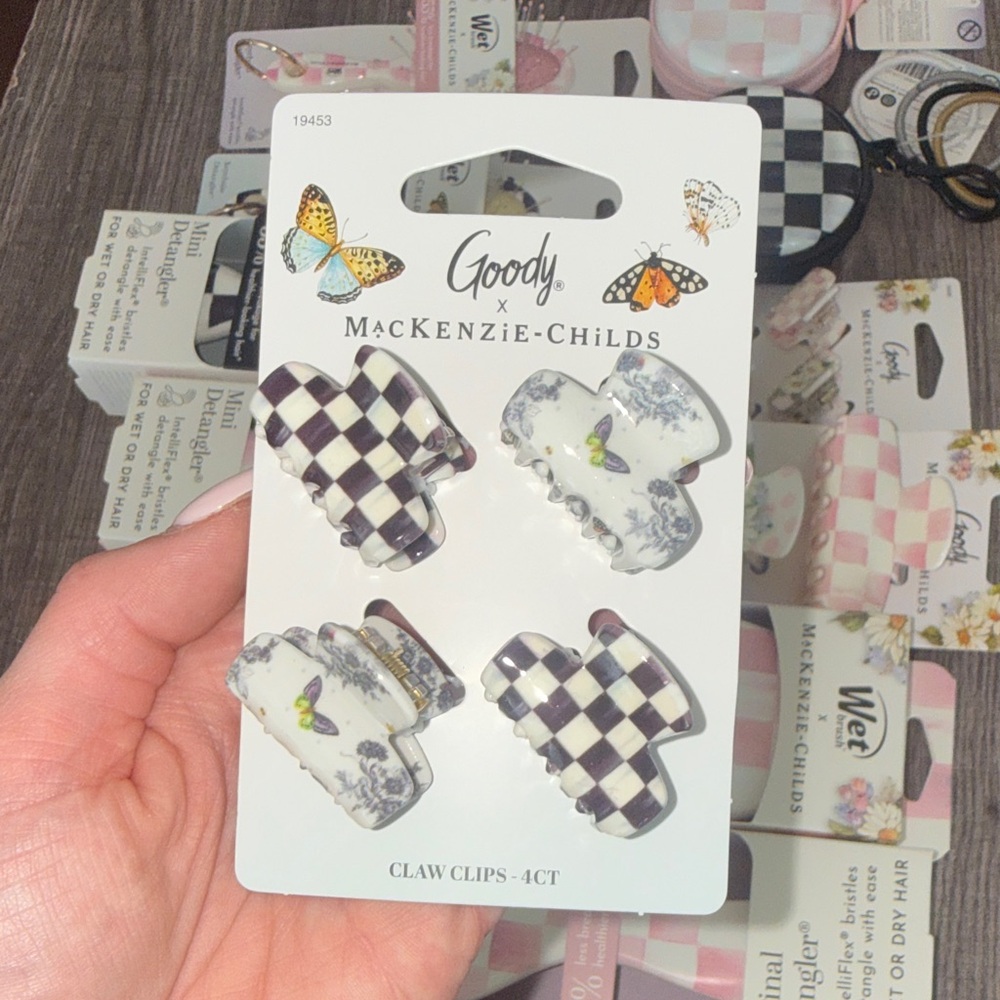 MacKenzie-Childs Check & Floral Claw Clip Set - 4 Pack - limited edition